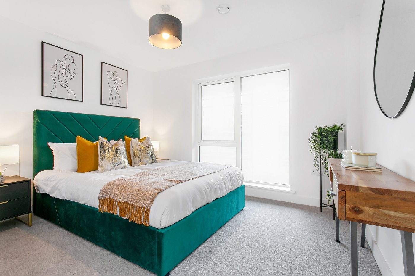 Show Apartment