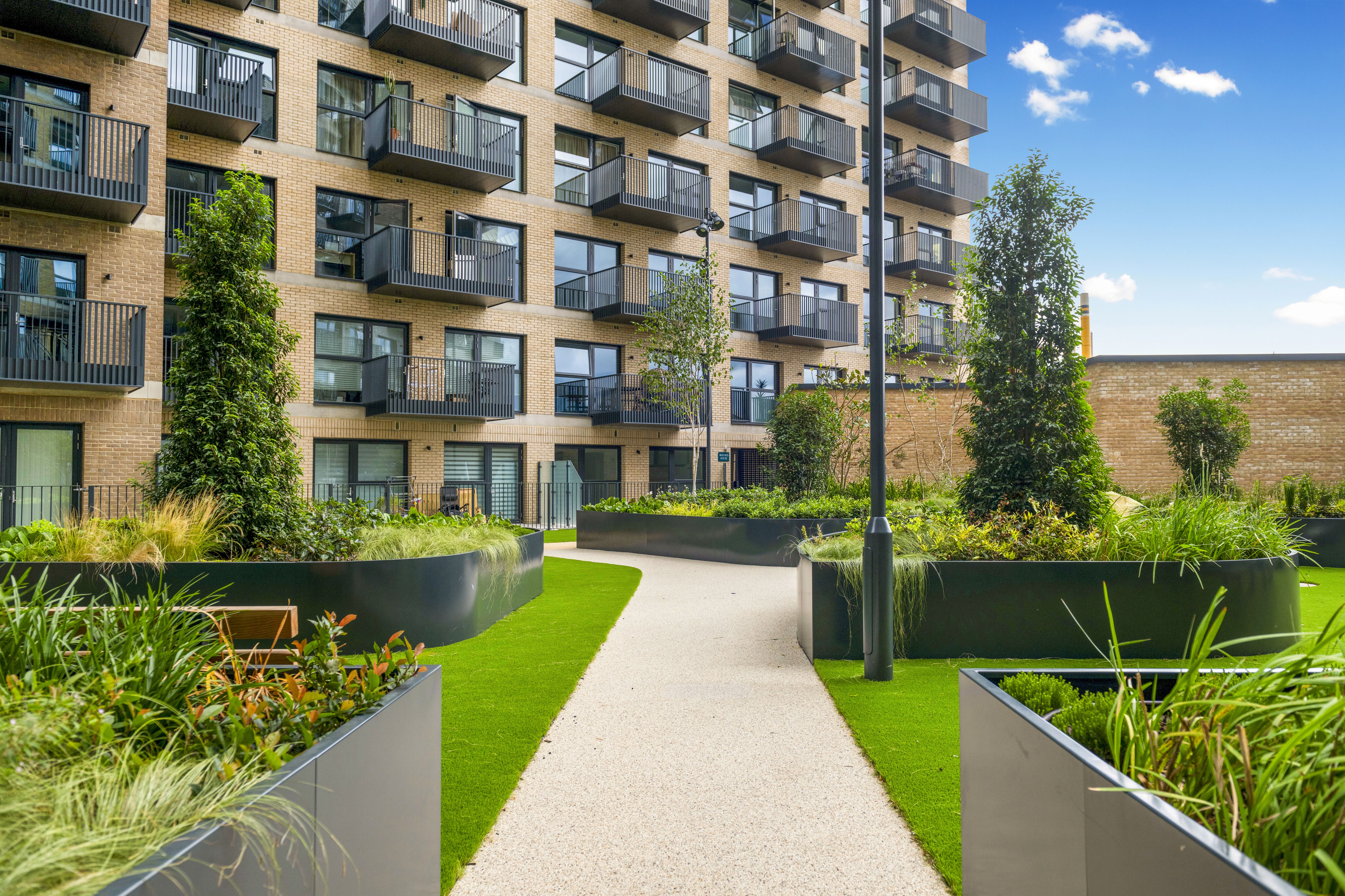 Kew Bridge Rise 