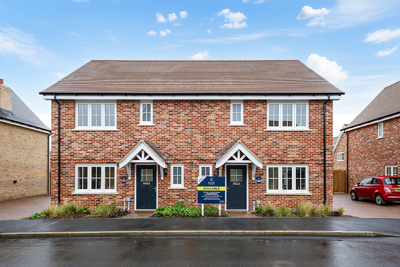 Millside Grange, Number 85, External