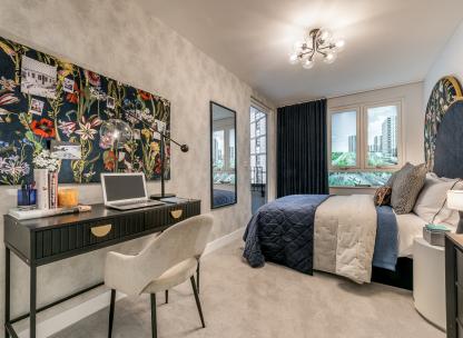 Dagenham Green 2 bed show apartment