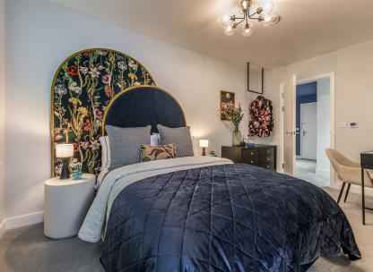 Dagenham Green 2 bed show apartment