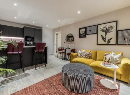 Dagenham Green 1 bed show apartment