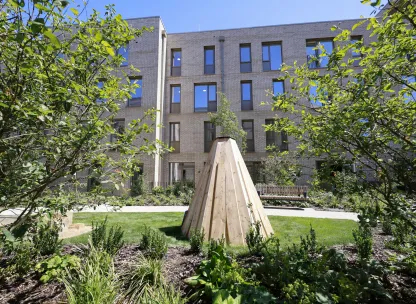 Courtyard Garden at Fusion, Knights Park