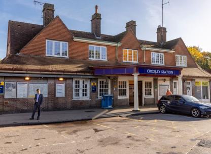 Croxley Green Station