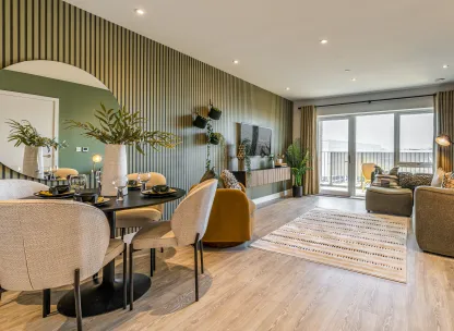 Dagenham Green - 2-bed 2-bath living room 