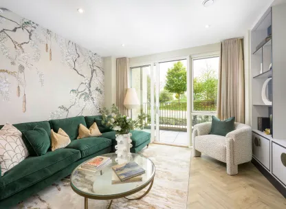 Three bedroom apartment, living