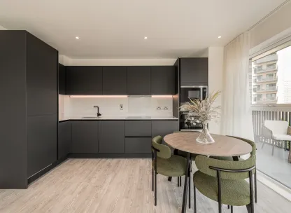 Kew Bridge Rise, Apartment 105, Wren House, 2-Bedroom, Kitchen & Dining