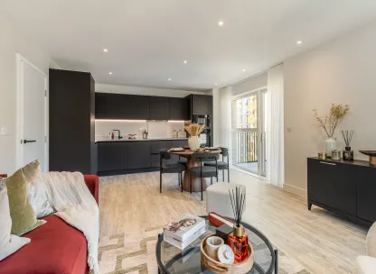 Kew Bridge Rise, Apartment 52, Kitchen, Dining & Living
