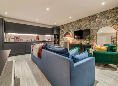 DG_Living Room