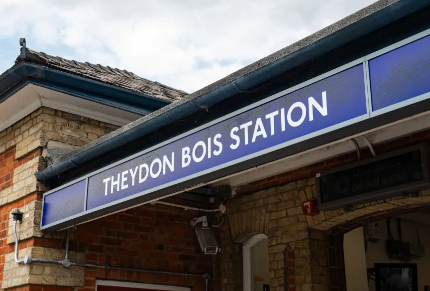 Theydon Bois Station