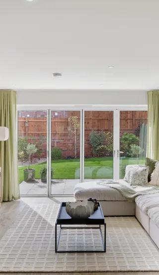Abbotts Chase, Plot 2, living