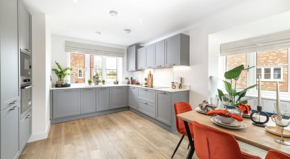 Dining/ Kitchen