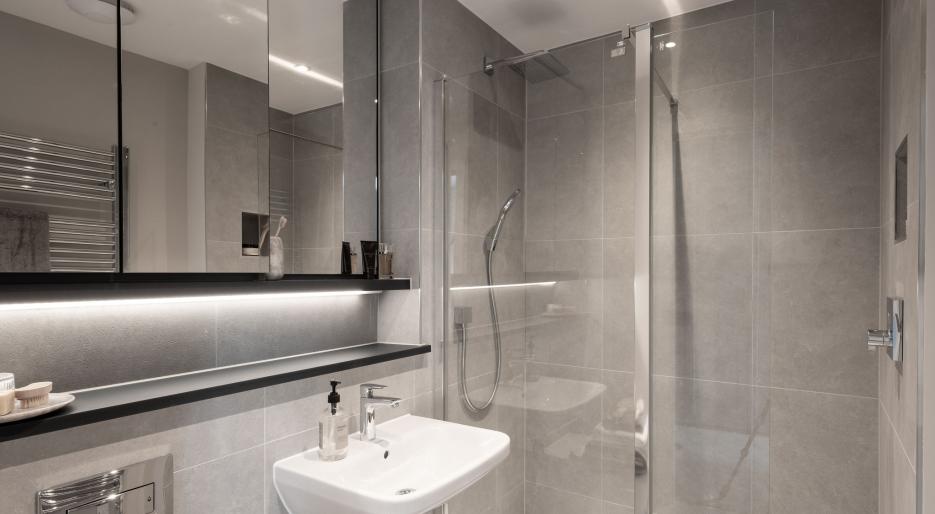Capstone Fields - 5 bed show home