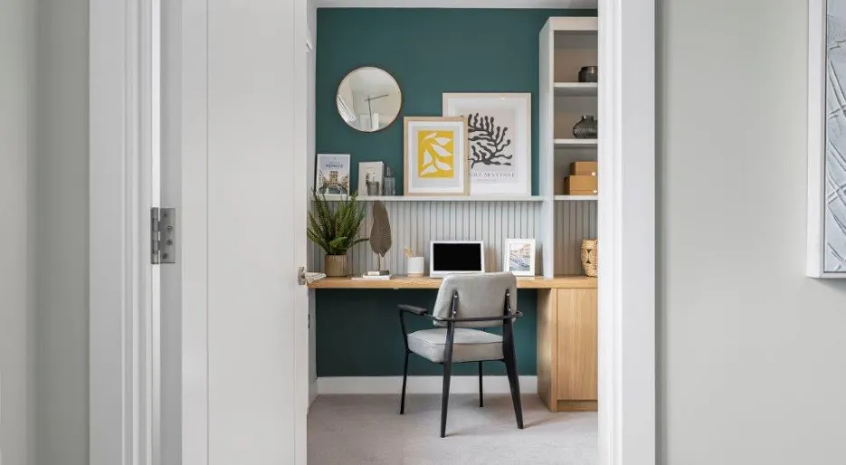 Elgrove Gardens Show Home Bedroom 4/Study