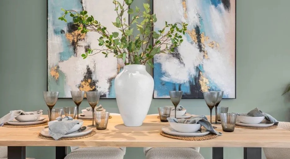 Elgrove Gardens Show Home Dining
