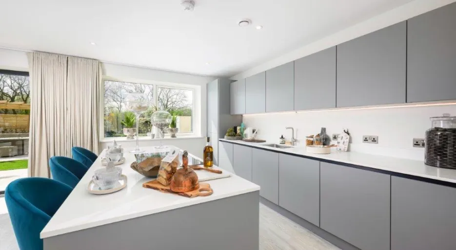 Canalside Quarter Show Home plot 94