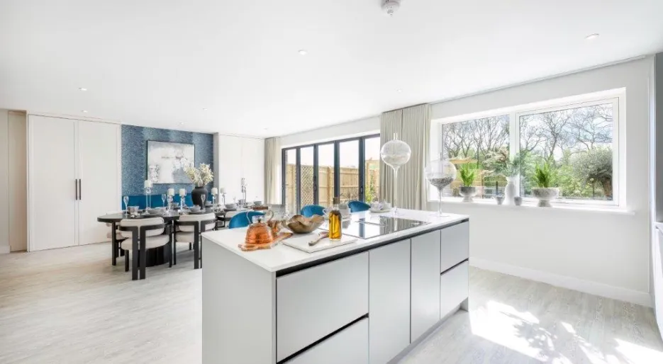 Canalside Quarter Show Home plot 94