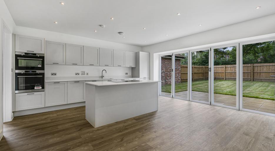Plot 27 Kitchen 