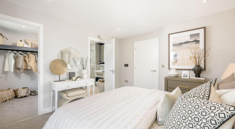 Hollymead Square - Plot 40 Bedroom 1