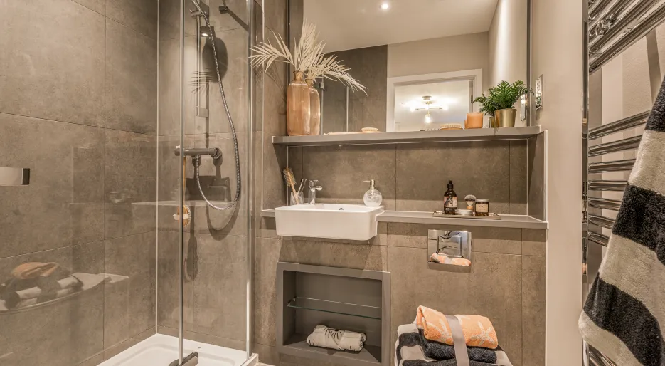 B04 Bathroom Marleigh