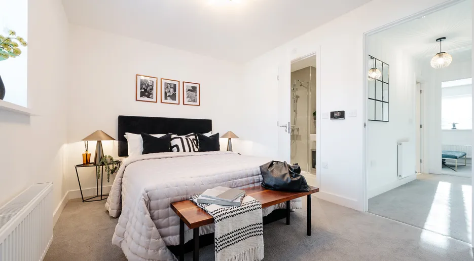 The Goldcrest, Number 34 at Farehurst Park - Principal Bedroom