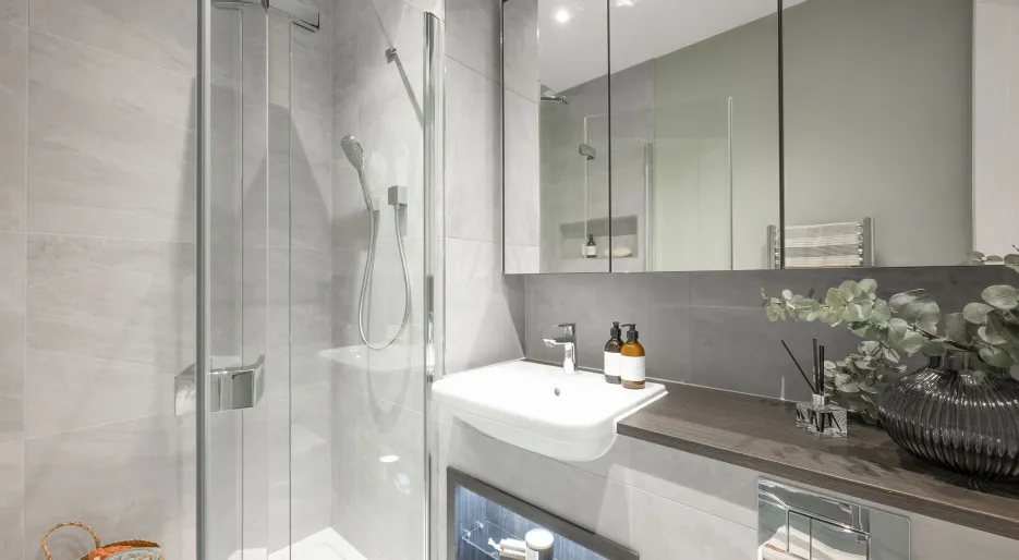 Knights Park, The Morgan Show Home, En-Suite