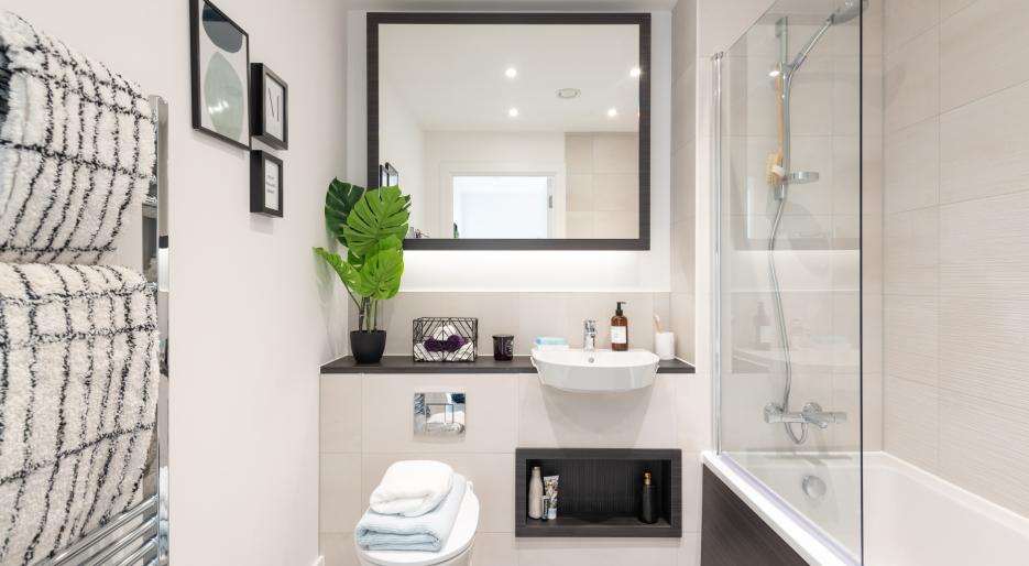 Cottage Bathroom SJQ