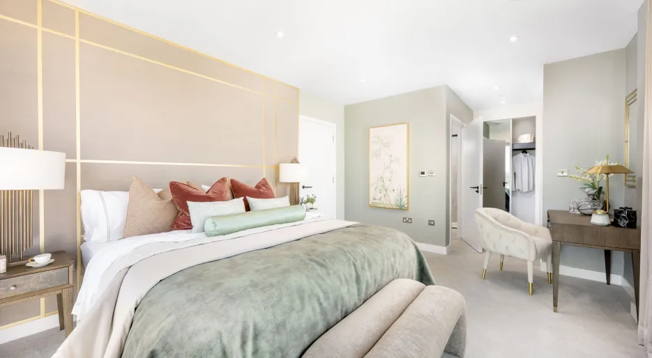 Penthouse Show Apartment - Principal Bedroom