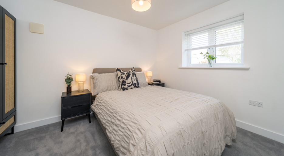 Farehurst Park Show Apartment - Second Bedroom