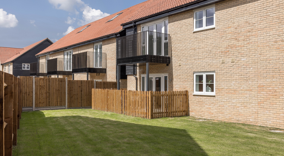 Farehurst Park Show Apartment - Communal Garden