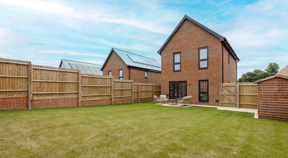 Hollymead Square - Plot 20 Garden 