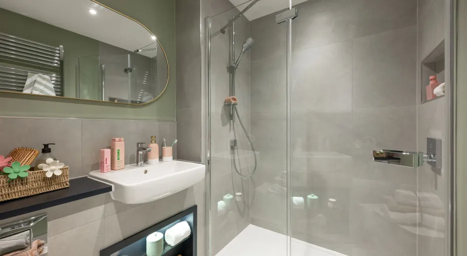 En-Suite - The Foxglove, Number 1 Show Home 