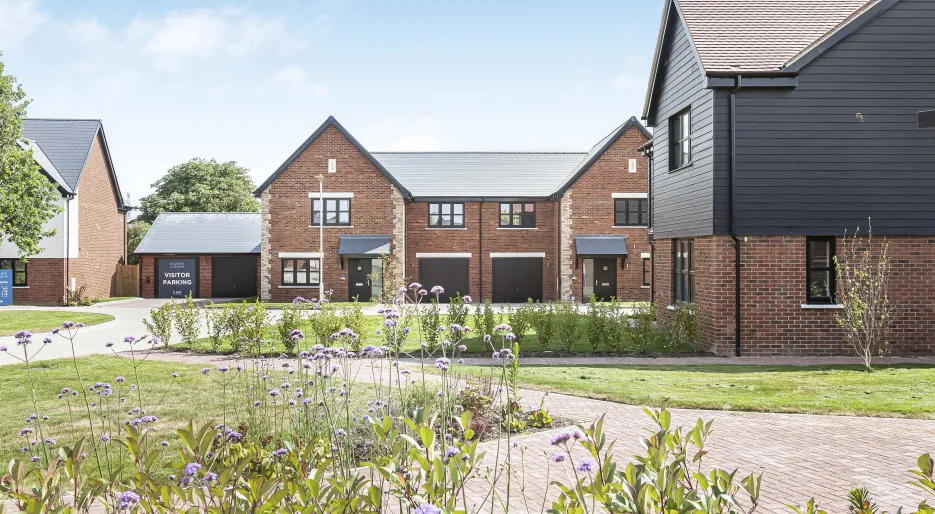 The Thorpe, Number 8