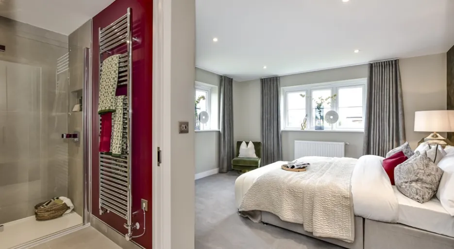 The Foxglove, Number 1 - Principal Bedroom/En-suite