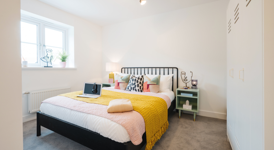 Plot 40 View Home Farehurst Park - Third Bedroom