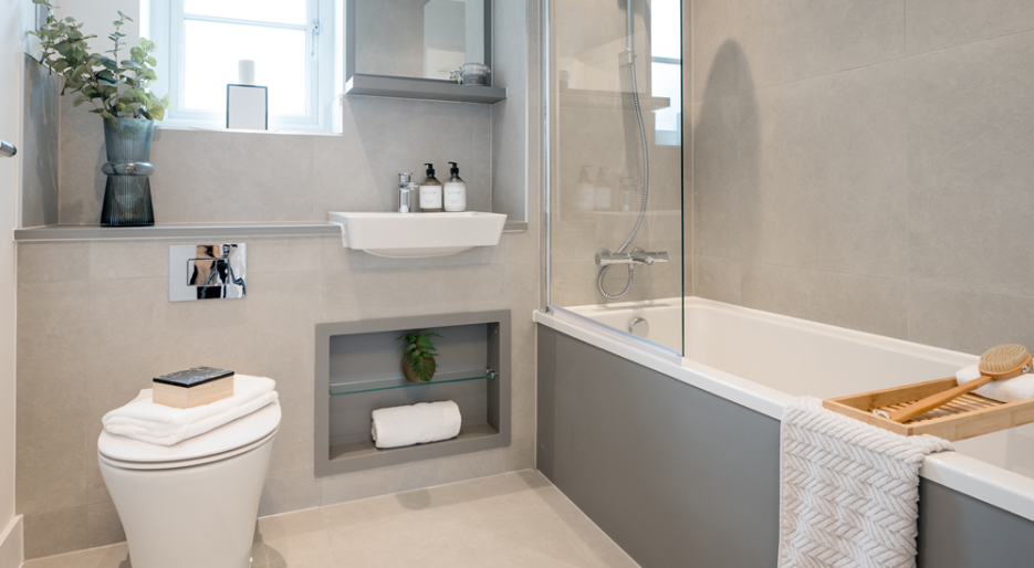 Plot 40 View Home Farehurst Park - Bathroom