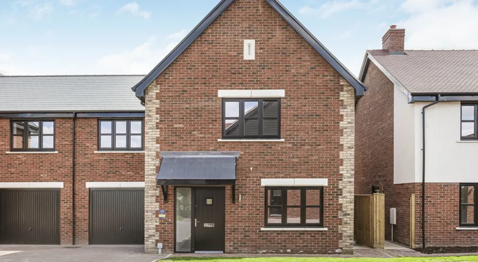 The Thorpe, Number 8