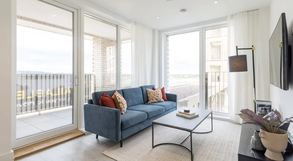 Apartment 40, Fusion - Living Area