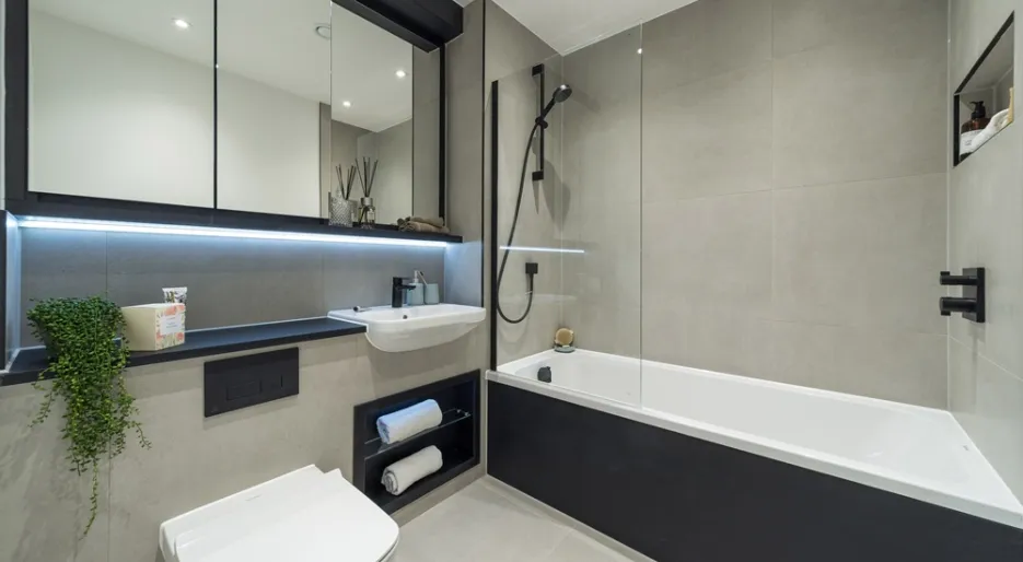 Apartment 40, Fusion - Bathroom