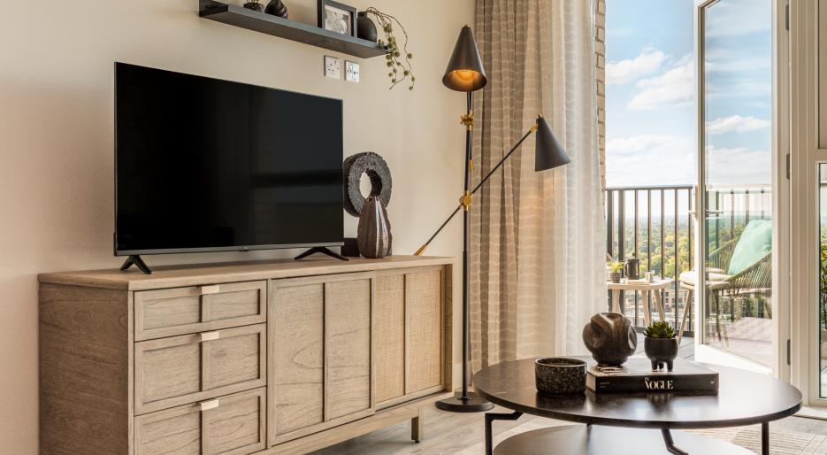 Kew Bridge Rise one bedroom apartment 