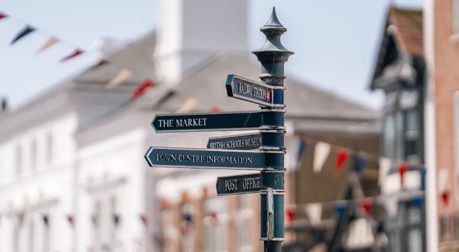 Lucas Lane - Hitchin Town Centre Signage