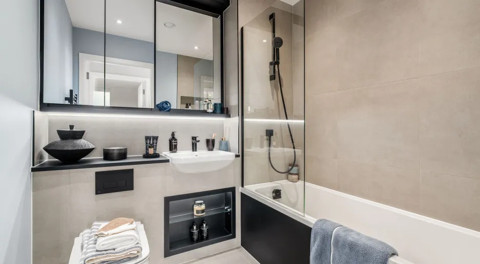 Fusion 70 - bathroom