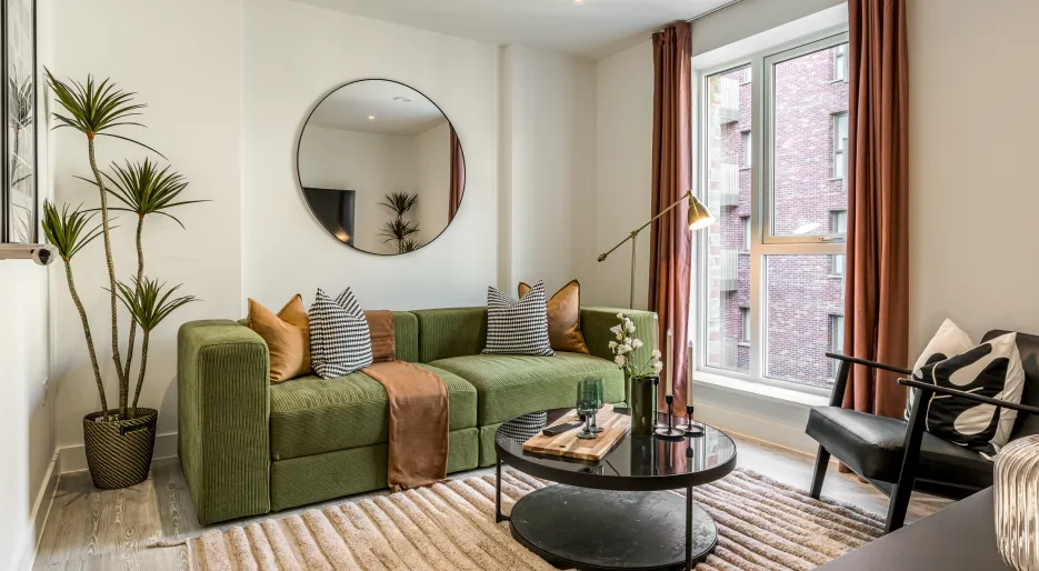 Kew Bridge Rise - Studio - Starling House 