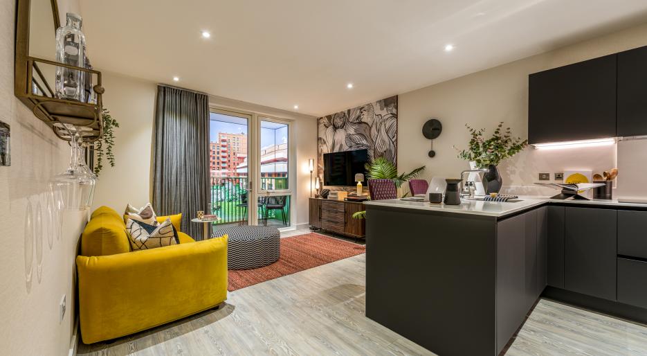 Dagenham Green, show home, living space