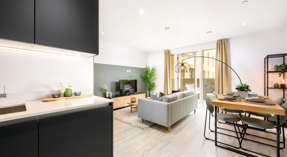 Lampton Parkside, one bedroom show home, living space.jpg