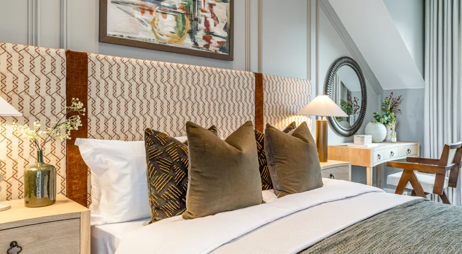 North Gate Park - Plot 2 The Ash - Principal bedroom headboard