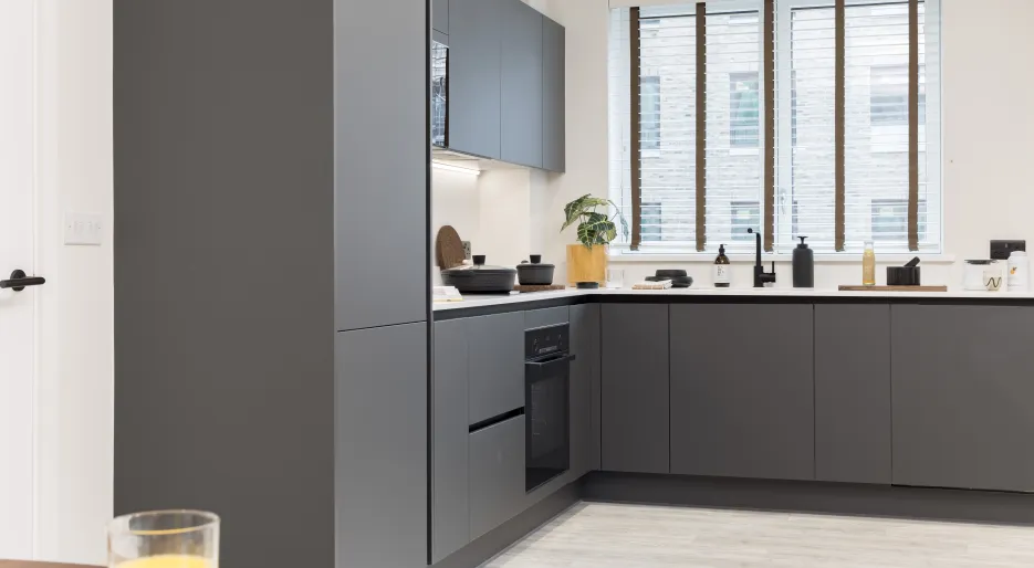 Apartment 43 - Show Apartment - North Gate Park