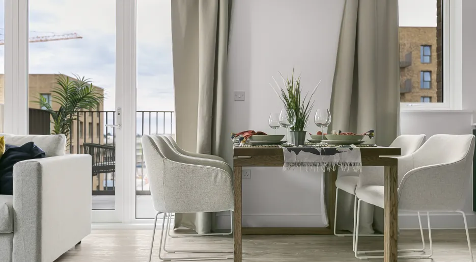 Lampton Parkside - 2-bed - U-kitchen 