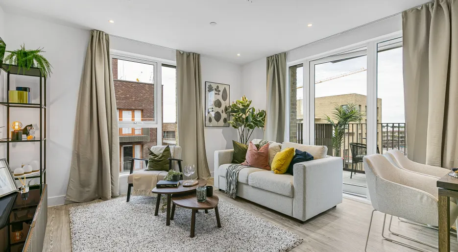 Lampton Parkside - 2-bed - U-kitchen 