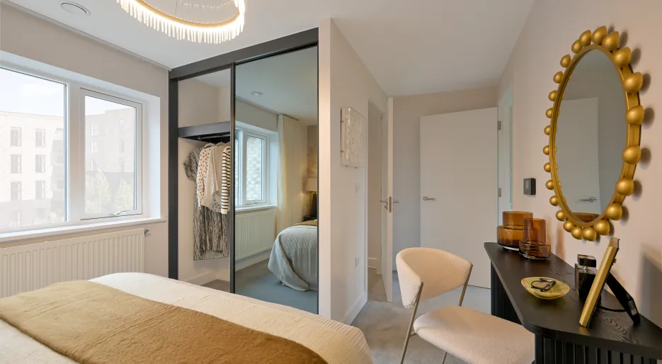 City Reach - The Riverside, Plot 2 - Principal Bedroom (2)